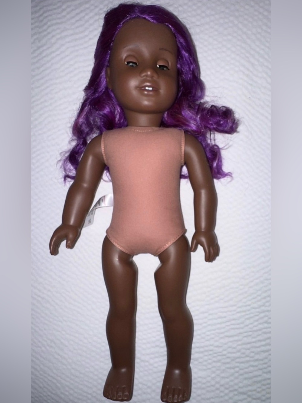 AMERICAN GIRL DOLL  PURPLE HAIR, CARRIER, ACCESORIES. EUC. - Picture 4 of 14